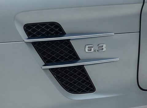 Mercedes-Benz SLS AMG 31