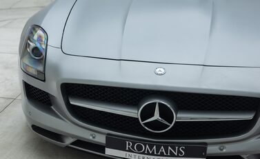 Mercedes-Benz SLS AMG 29