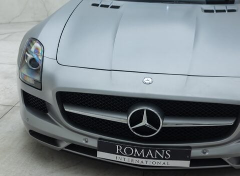 Mercedes-Benz SLS AMG 29