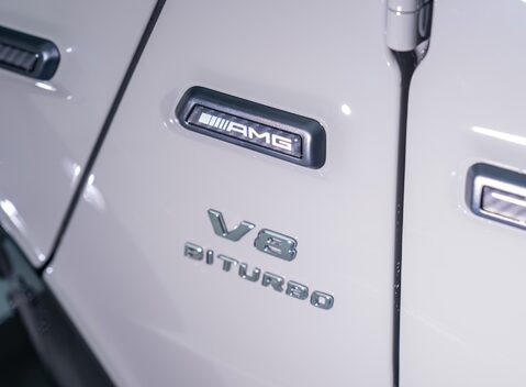 Mercedes-Benz G Class AMG G 63 CARBON EDITION 40