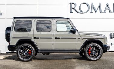 Mercedes-Benz G Class AMG G 63 CARBON EDITION 3