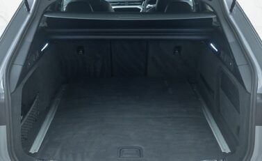 Audi RS6 AVANT PERFORMANCE 36