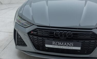 Audi RS6 AVANT PERFORMANCE 28