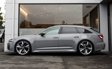 Audi RS6 AVANT PERFORMANCE 3