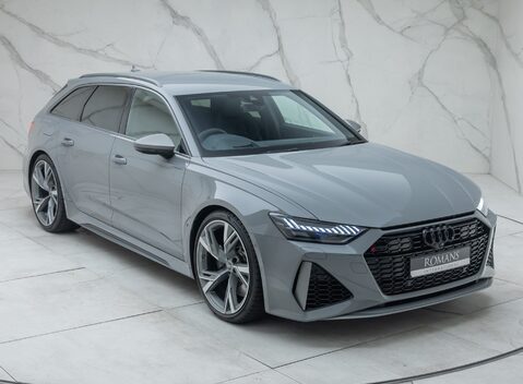 Audi RS6 AVANT PERFORMANCE 11