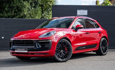 Porsche Macan GTS 2