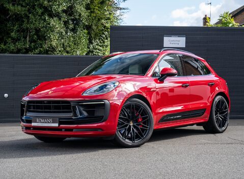 Porsche Macan GTS 2