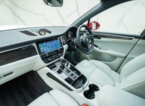 Porsche Macan GTS 20