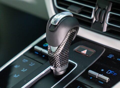 Porsche Macan GTS 27