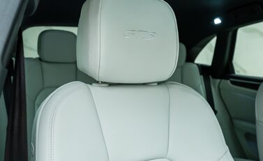 Porsche Macan GTS 16