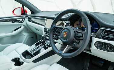 Porsche Macan GTS 13