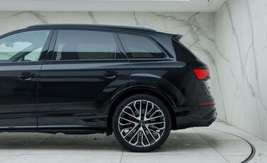 Audi SQ7 BLACK EDITION 35