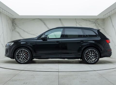 Audi SQ7 BLACK EDITION 5