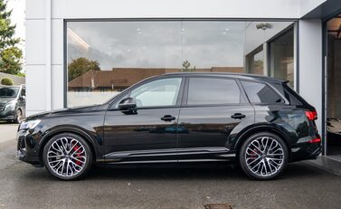 Audi SQ7 BLACK EDITION 3