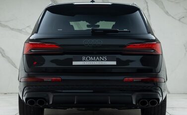 Audi SQ7 BLACK EDITION 8