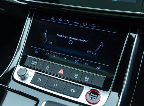 Audi SQ7 BLACK EDITION 25