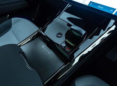 Land Rover Range Rover Sport P635 SV EDITION ONE 27