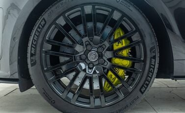 Land Rover Range Rover Sport P635 SV EDITION ONE 33