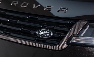 Land Rover Range Rover Sport P635 SV EDITION ONE 37