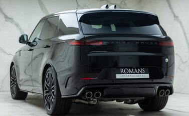 Land Rover Range Rover Sport P635 SV EDITION ONE 8