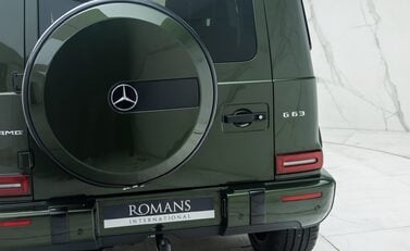 Mercedes-Benz G Class AMG G 63 32