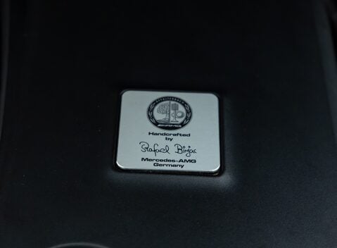 Mercedes-Benz G Class AMG G 63 38