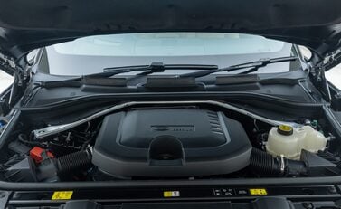 Land Rover Range Rover D350 AUTOBIOGRAPHY LWB 37