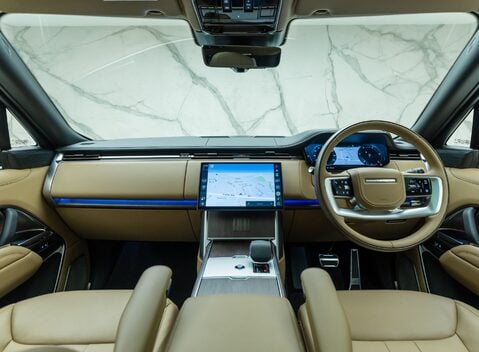Land Rover Range Rover D350 AUTOBIOGRAPHY LWB 22