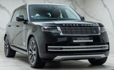 Land Rover Range Rover D350 AUTOBIOGRAPHY LWB 9