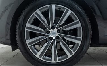 Land Rover Range Rover D350 AUTOBIOGRAPHY LWB 31