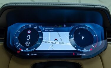 Land Rover Range Rover D350 AUTOBIOGRAPHY LWB 23