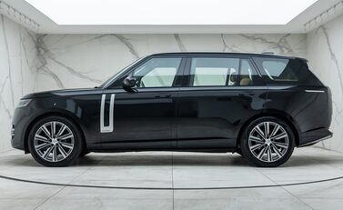 Land Rover Range Rover D350 AUTOBIOGRAPHY LWB 5