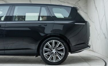 Land Rover Range Rover D350 AUTOBIOGRAPHY LWB 36