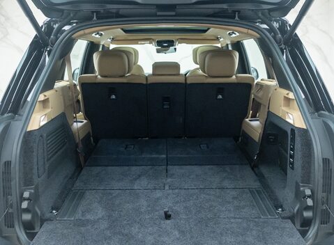 Land Rover Range Rover D350 AUTOBIOGRAPHY LWB 38