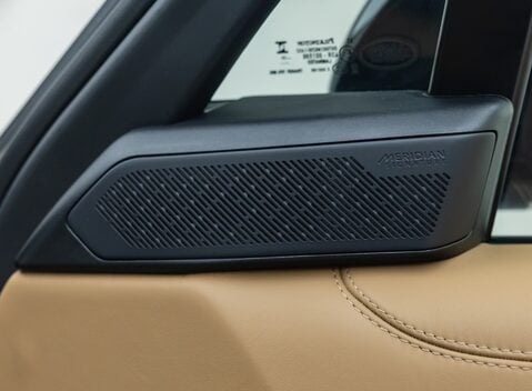 Land Rover Range Rover D350 AUTOBIOGRAPHY LWB 28