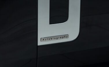 Land Rover Range Rover D350 AUTOBIOGRAPHY LWB 34