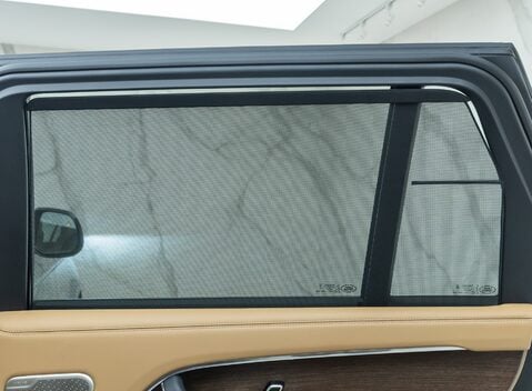 Land Rover Range Rover D350 AUTOBIOGRAPHY LWB 29