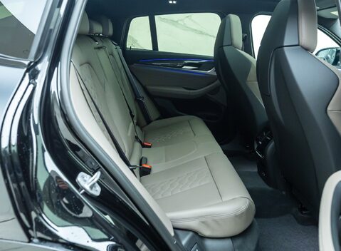 BMW X4 M COMPETITION 16