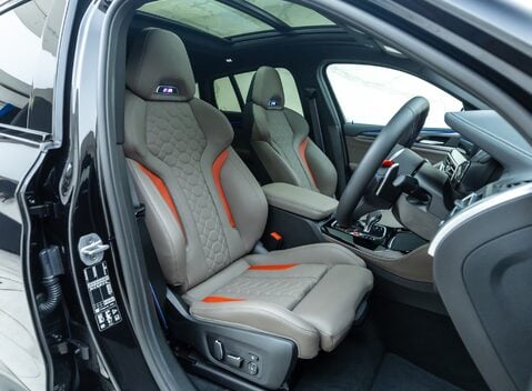 BMW X4 M COMPETITION 12