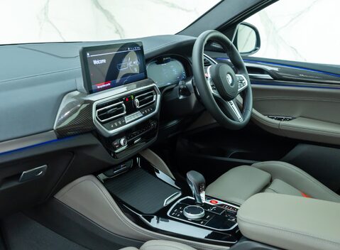 BMW X4 M COMPETITION 18