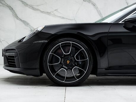 Porsche 911 Turbo S (992) 