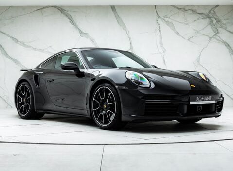 Porsche 911 Turbo S (992) 9