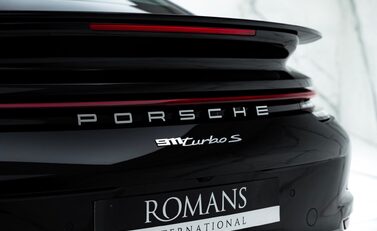 Porsche 911 Turbo S (992) 35
