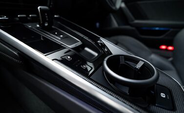 Porsche 911 Turbo S (992) 25