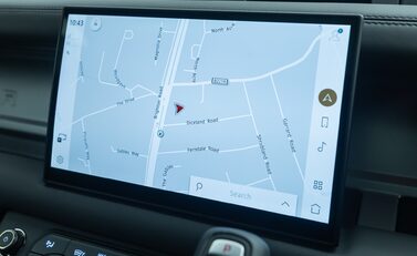 Land Rover Defender 110 OCTA 23