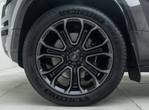 Land Rover Defender 110 OCTA 29