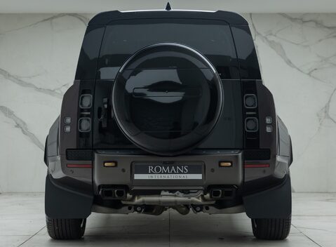 Land Rover Defender 110 OCTA 8