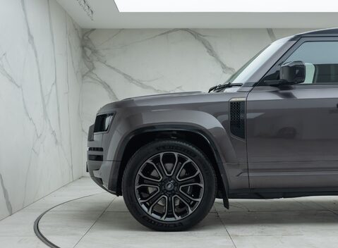 Land Rover Defender 110 OCTA 37