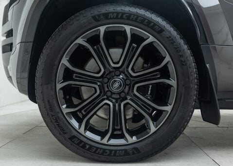 Land Rover Defender 110 OCTA 