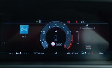 Land Rover Defender 110 OCTA 22